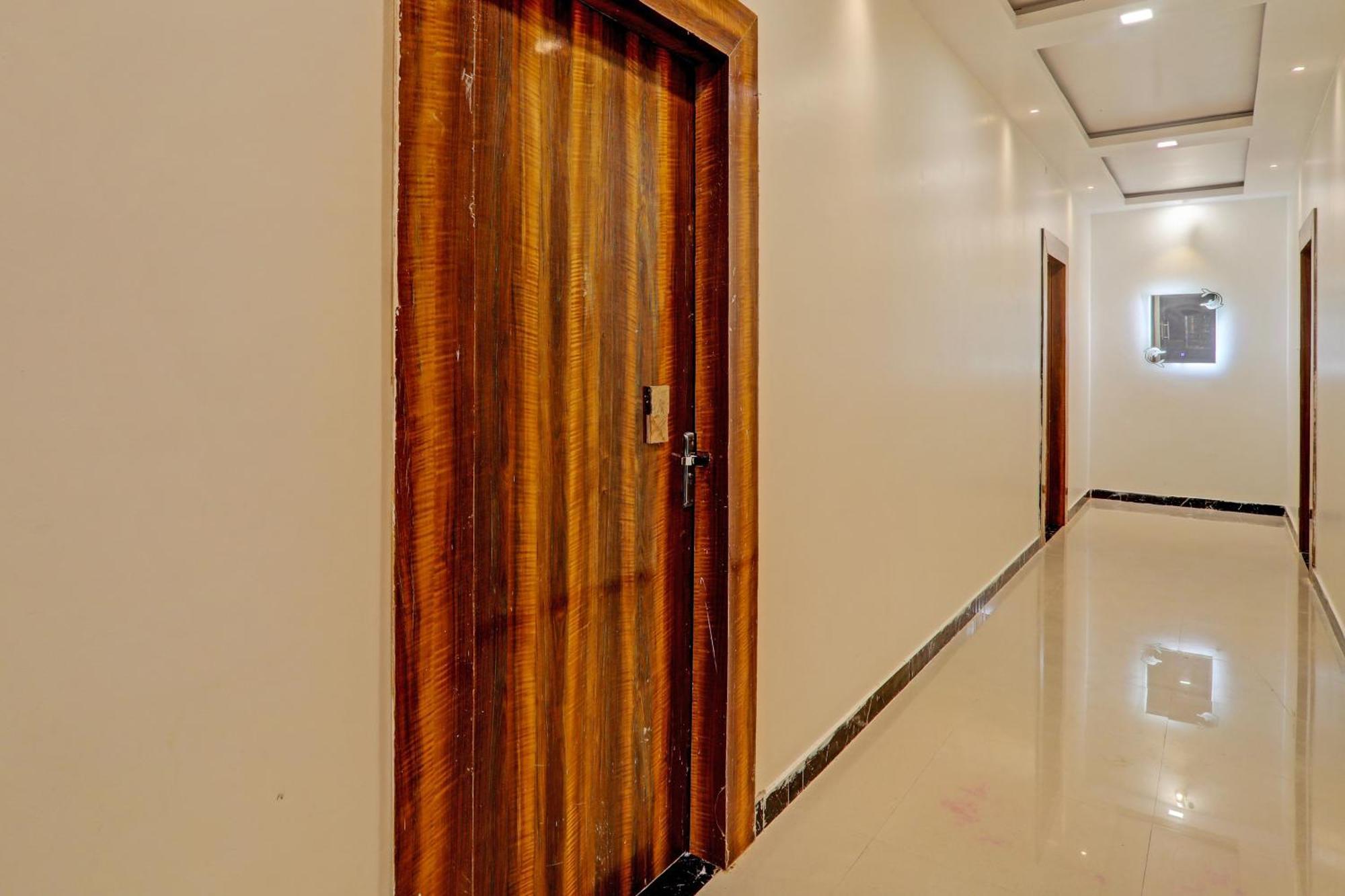 Hotel O Awadh International Bela Pratapgarh Exterior photo
